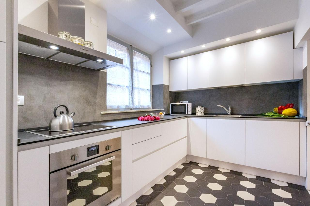 Appartement Palazzo Chigi Zondadari à Sienne Extérieur photo